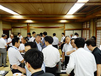 第132回月例研修会『難削材部品の安定生産を実現する加工技術と機械』：懇親会の様子